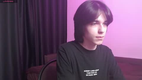 Snapshot of masonsilver_ chatting on 05-23-26, 10:19 masonsilver_ online show from 05-23-26, 10:19
