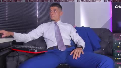 I am Massimo online show from 02-10-26, 08:13