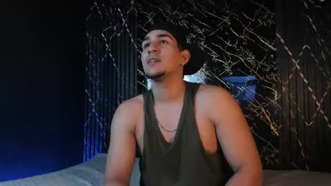 Snapshot of massimo_vidal chatting on 06-25-26, 06:01 massimo_vidal online show from 06-25-26, 06:01