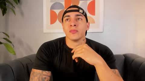 Massimo Contie online show from 11-19-25, 11:32