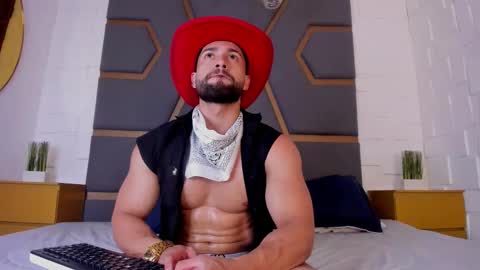 Massimo online show from 11-18-25, 03:12