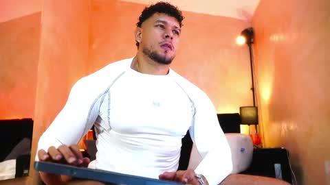 massimowalton2 online show from 05-24-26, 02:05