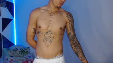 Snapshot of master_black777 chatting on 09-08-25, 02:49 master_black777 online show from 09-08-25, 02:49