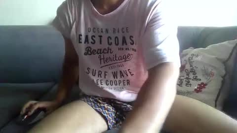 Snapshot of master_leoo chatting on 06-07-26, 05:22 master_leoo online show from 06-07-26, 05:22