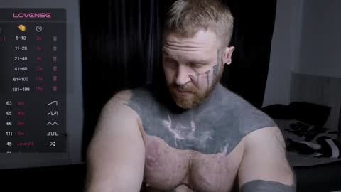 Snapshot of master_oil chatting on 12-23-24, 10:32 Huge Alex online show from 12-23-24, 10:32