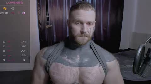 Snapshot of master_oil chatting on 02-14-25, 12:36 Huge Alex online show from 02-14-25, 12:36