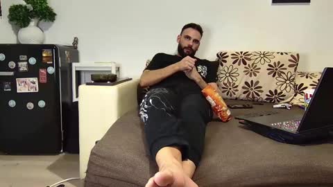 Snapshot of master_roberto333 chatting on 12-23-24, 11:49 SIR online show from 12-23-24, 11:49