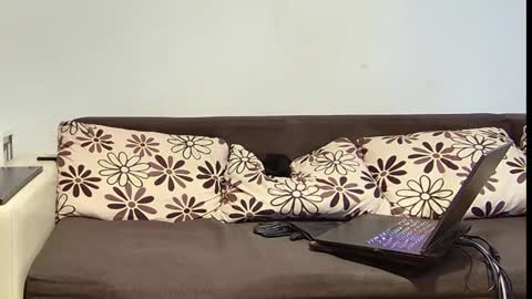 Snapshot of master_roberto333 chatting on 01-17-25, 08:44 SIR online show from 01-17-25, 08:44