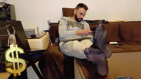 Snapshot of master_roberto333 chatting on 02-09-26, 05:17 SIR online show from 02-09-26, 05:17