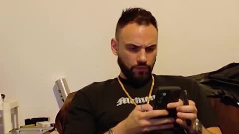 Snapshot of master_roberto333 chatting on 02-19-26, 08:38 SIR online show from 02-19-26, 08:38