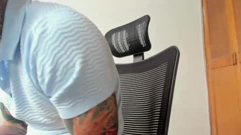 steven  online show from 04-17-26, 01:58