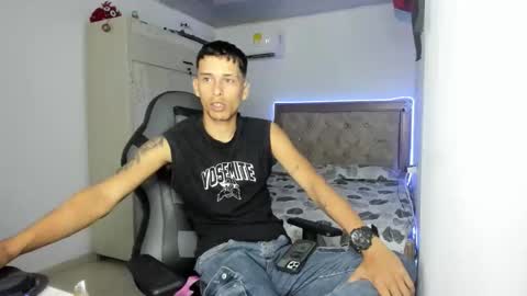 Snapshot of masteralda09 chatting on 04-14-26, 11:44 Alpha junior online show from 04-14-26, 11:44