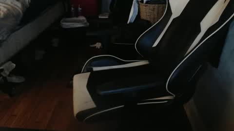 MasterbateMike online show from 11-09-25, 09:18