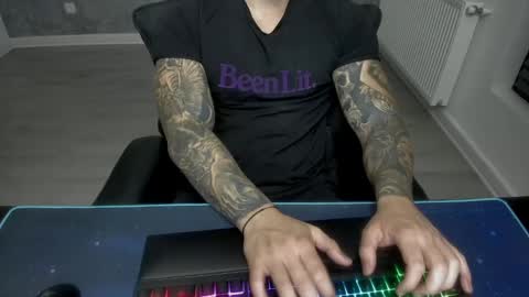 masterkingmuscle online show from 01-03-25, 08:43