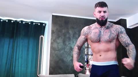 Snapshot of masterkingofmuscle chatting on 12-17-24, 12:33 masterkingofmuscle online show from 12-17-24, 12:33