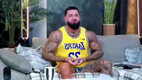 Snapshot of masterkingofmuscle chatting on 11-10-25, 08:46 masterkingofmuscle online show from 11-10-25, 08:46