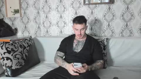 Snapshot of mastermusclejon chatting on 12-27-24, 08:50 Jon online show from 12-27-24, 08:50