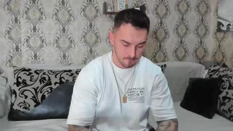 Snapshot of mastermusclejon chatting on 01-12-25, 07:53 Jon online show from 01-12-25, 07:53