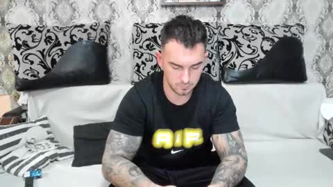 Snapshot of mastermusclejon chatting on 11-13-25, 08:19 Jon online show from 11-13-25, 08:19