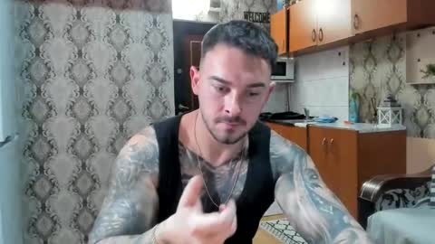 Snapshot of mastermusclejon chatting on 12-01-25, 09:09 Jon online show from 12-01-25, 09:09