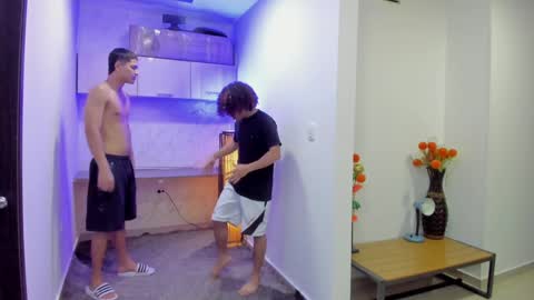 Team Cris Darwin- Fernando- Stiven- David online show from 01-25-25, 11:44