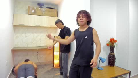 Team Cris Darwin- Fernando- Stiven- David online show from 01-27-25, 11:32