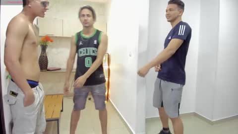 Team Cris Darwin- Fernando- Stiven- David online show from 02-15-25, 11:28