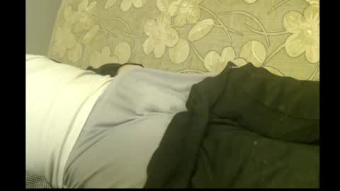 Snapshot of mastership02 chatting on 02-09-25, 01:44 Master online show from 02-09-25, 01:44