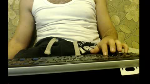 Snapshot of mastership02 chatting on 11-18-25, 11:15 Master online show from 11-18-25, 11:15