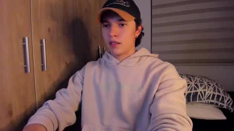 mastrangelo_x online show from 10-27-25, 03:10