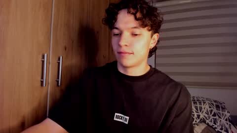 Snapshot of mastrangelo_x chatting on 01-10-26, 05:09 mastrangelo_x online show from 01-10-26, 05:09