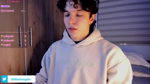 Snapshot of mastrangelo_x chatting on 03-05-26, 04:30 mastrangelo_x online show from 03-05-26, 04:30