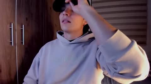 Snapshot of mastrangelo_x chatting on 03-06-26, 04:09 mastrangelo_x online show from 03-06-26, 04:09