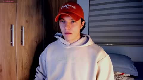 Snapshot of mastrangelo_x chatting on 03-19-26, 02:37 mastrangelo_x online show from 03-19-26, 02:37