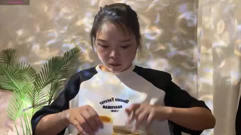 SuSu online show from 09-21-25, 08:05