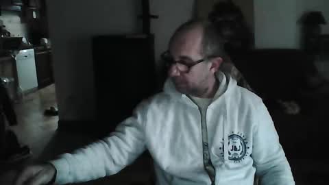 mat11efou online show from 02-26-25, 08:48