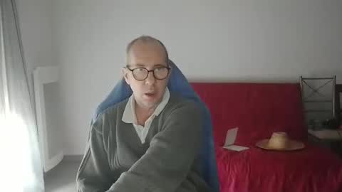 mat11efou online show from 10-30-25, 08:38