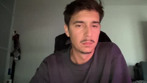 Snapshot of matahavi chatting on 02-17-25, 05:10 Aaron online show from 02-17-25, 05:10