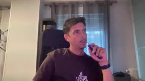 Snapshot of matahavi chatting on 09-30-25, 05:40 Aaron online show from 09-30-25, 05:40