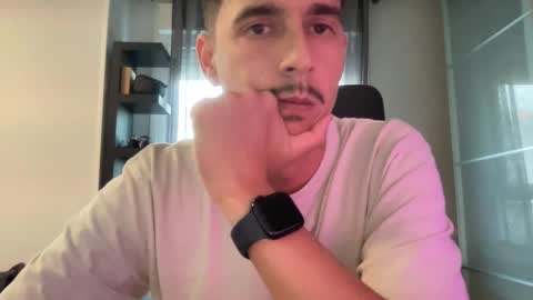 Snapshot of matahavi chatting on 10-23-25, 04:28 Aaron online show from 10-23-25, 04:28