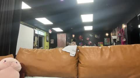 Jer and Kel online show from 01-26-25, 05:23