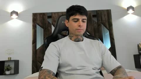 mateo_dilucajs1 online show from 10-05-25, 07:45