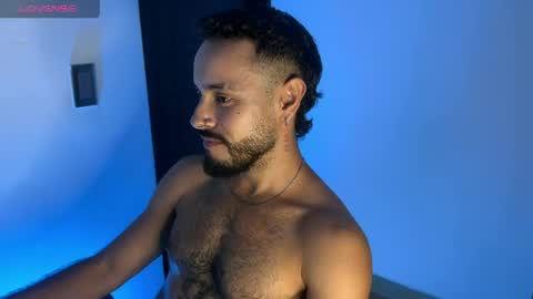 Mateo Baer online show from 04-26-26, 01:03