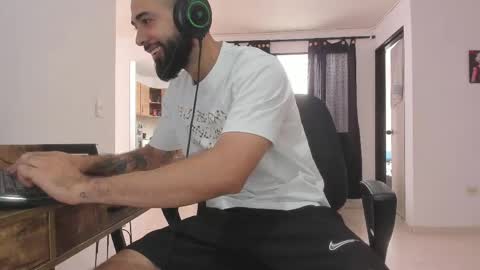 Matheus     online show from 04-11-26, 08:13