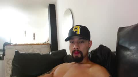 STRURIBE ON INSTAGRAM online show from 12-31-24, 04:57