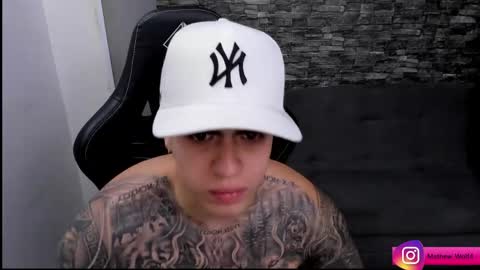 Mathew Independent model online show from 04-18-26, 09:48