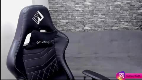 Mathew Independent model online show from 04-21-26, 02:51