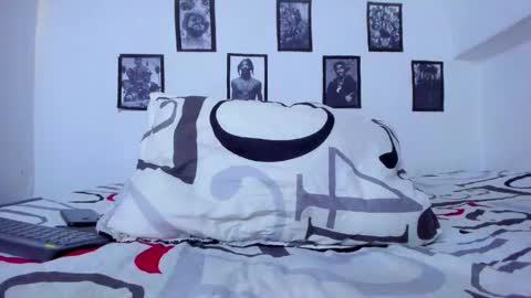 Teo online show from 09-23-25, 03:15