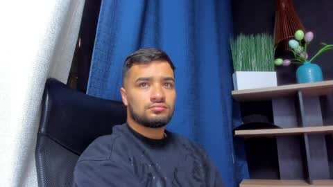 Snapshot of mathews_colton1 chatting on 04-01-26, 11:44 Mathews online show from 04-01-26, 11:44