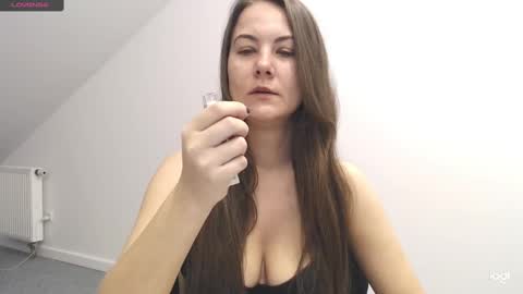 Snapshot of mati1da chatting on 12-05-24, 08:00 Matild online show from 12-05-24, 08:00